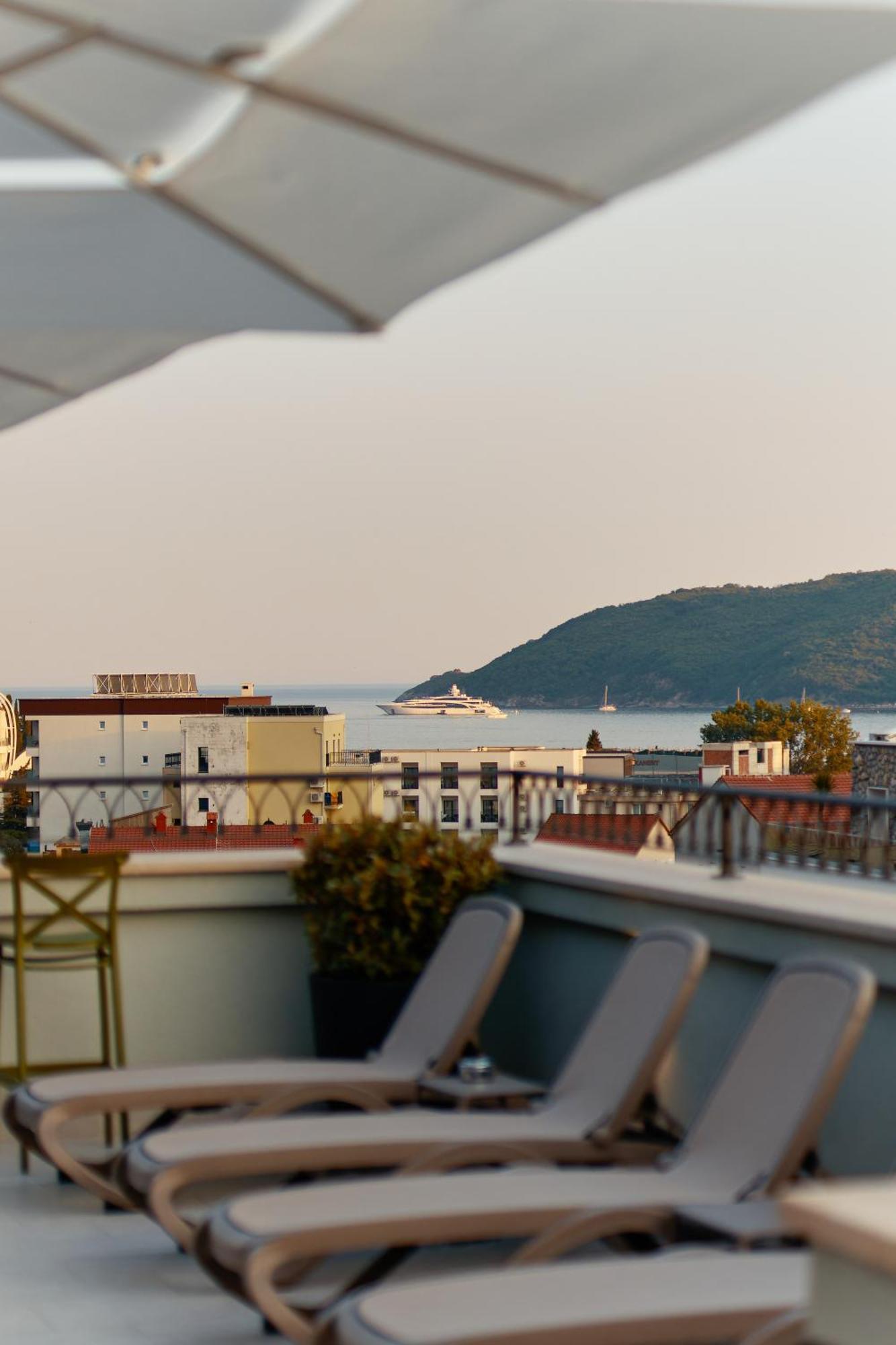 Hotel Diplomat By Aycon Budva Exteriér fotografie
